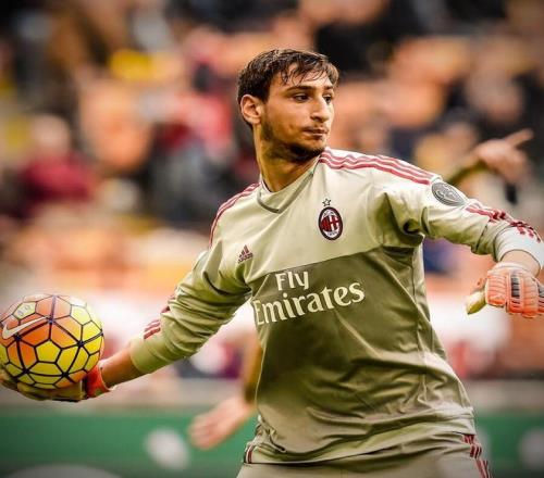 球迷：这队真的值得所有掌声