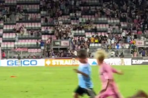 卡洛斯谈世界杯：其他队都想赢阿根廷，巴西进决赛得看内马尔