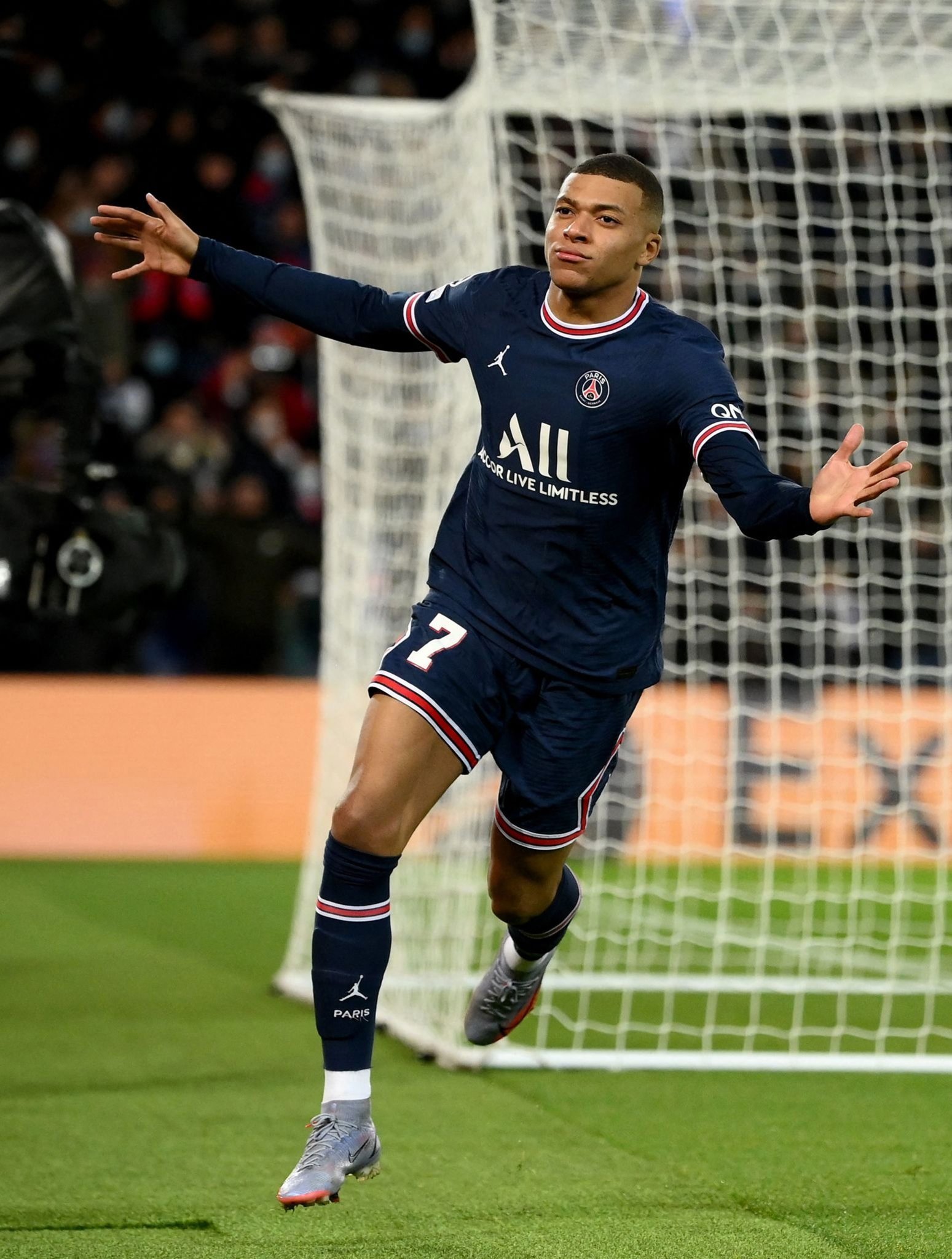 山东vs津门虎：4外援PK3外援，孙启航首发，王大雷缺阵