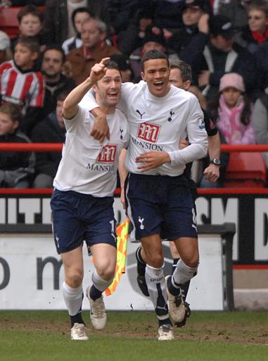 环足奖年最佳男足俱乐部候选：巴黎、切尔西、巴萨、拜仁在列