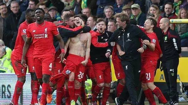 球报：安哥拉对阵阿根廷期间，球场出现混乱导致70名球迷受伤