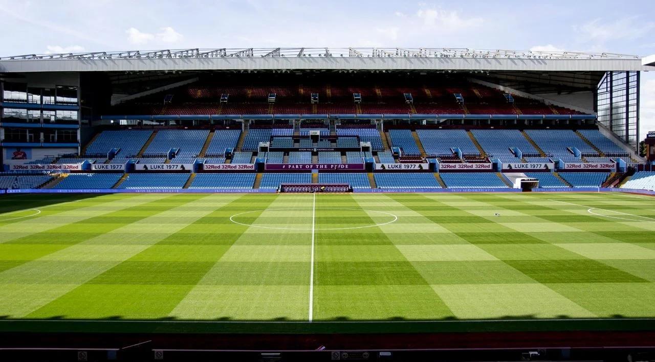 19岁192天，韦德拉奥果成为近71年德国队首秀破门最年轻球员